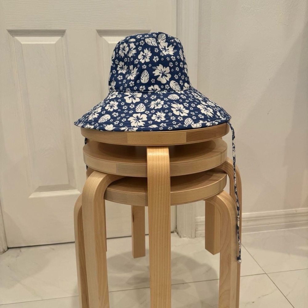 Lack of Color Holiday Bucket Hat in Maui Blue